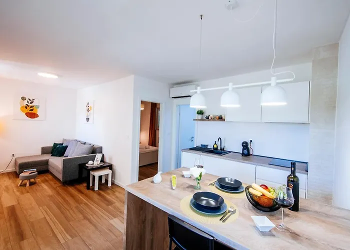Vacay Zadar- Modern With Terrace & Private Parking * Zadar
