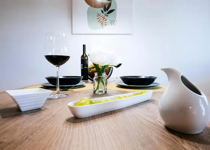 Vacay With Terrace And Parking شقة