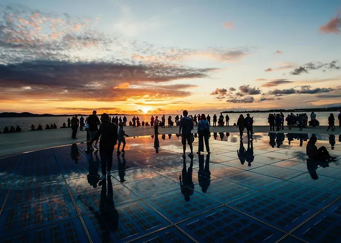 Vacay Zadar- Modern With Terrace & Private Parking Apartment *