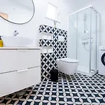 Vacay Zadar- Modern With Terrace & Private Parking *