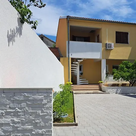 Vacay Zadar- Modern Apartment With Terrace & Private Parking Apartament *