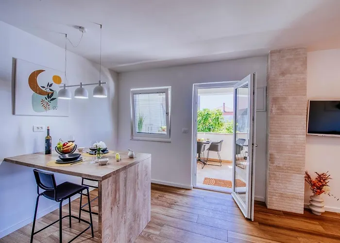 Vacay With Terrace And Parking זאדאר